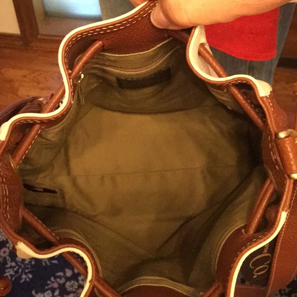 Liz Claiborne Spectator Bucket Purse - Picture 6 of 6